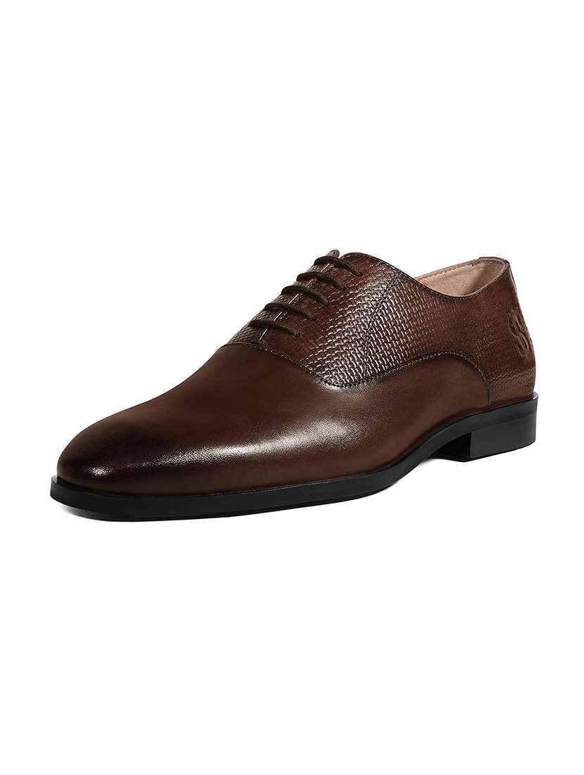 men brown solid lace-up derbies