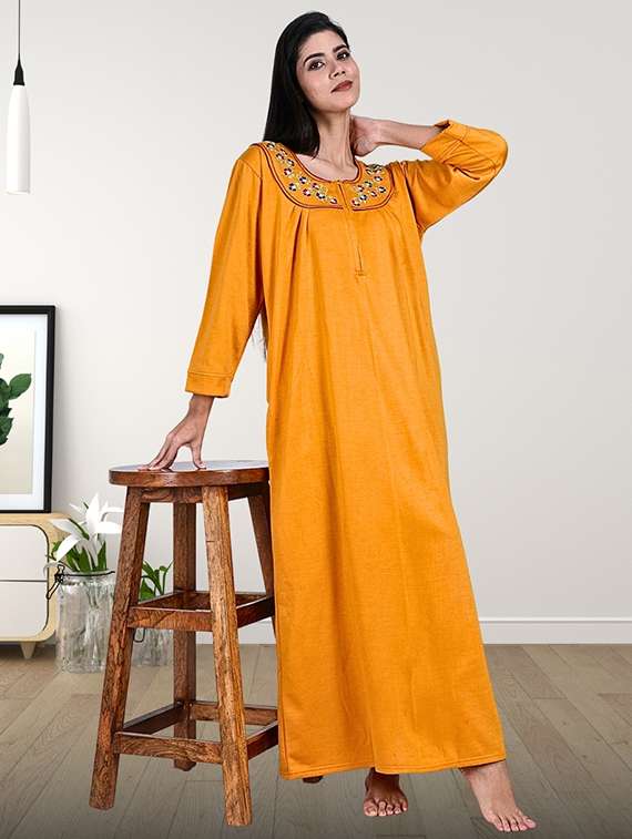 women solid long sleeve nighty