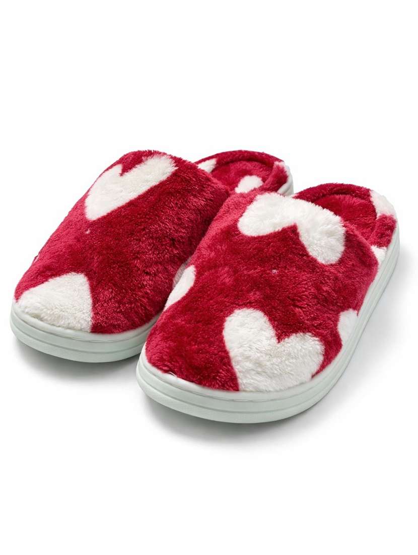 women printed slip on winterwear slipper