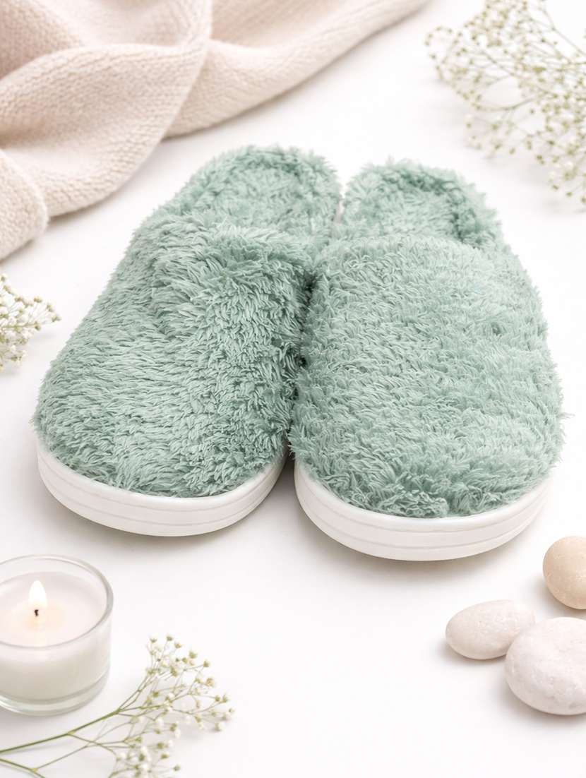 women solid slip on winterwear slipper