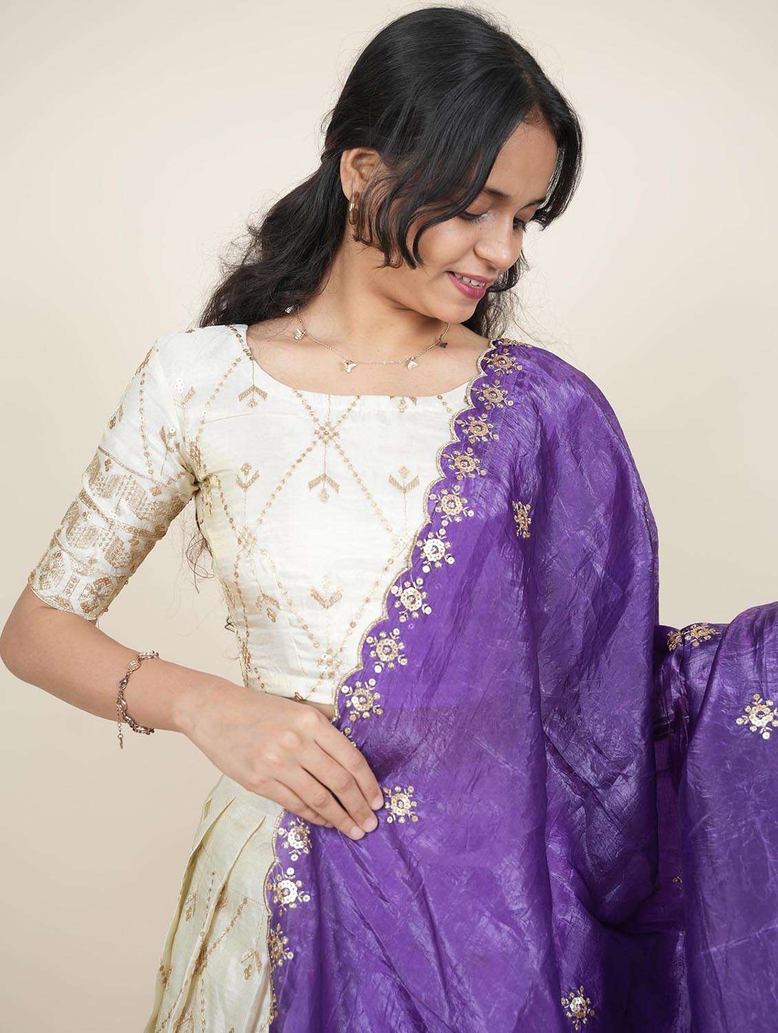 women solid with work semi-stitched flared lehenga - 22287083 -  Standard Image - 5