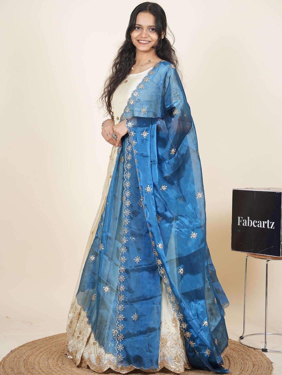 women solid with work semi-stitched flared lehenga - 22287098 -  Standard Image - 3