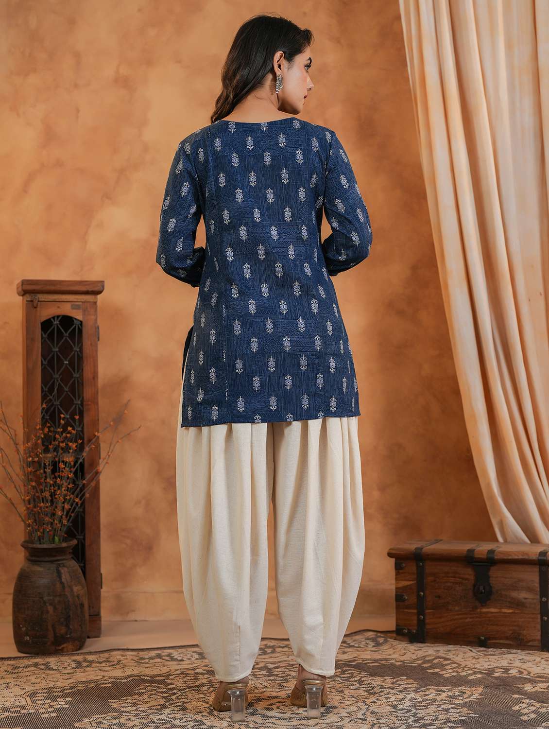 women printed three quarter sleeve straight kurti - 22287110 -  Standard Image - 3