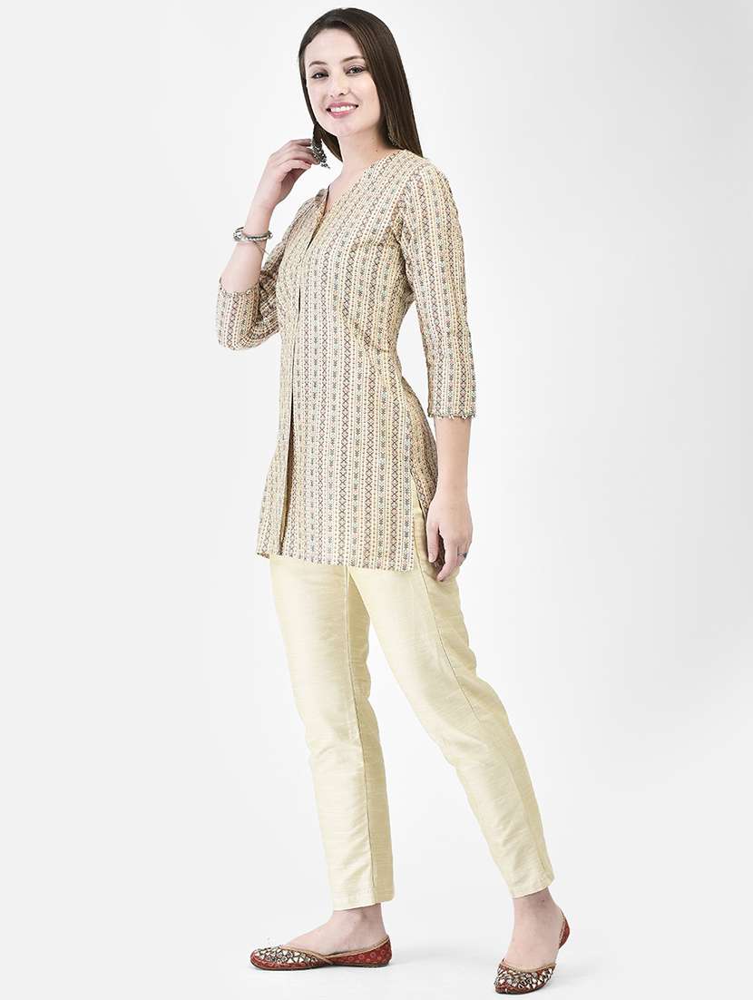 women printed three quarter sleeve straight kurti - 22287112 -  Standard Image - 3