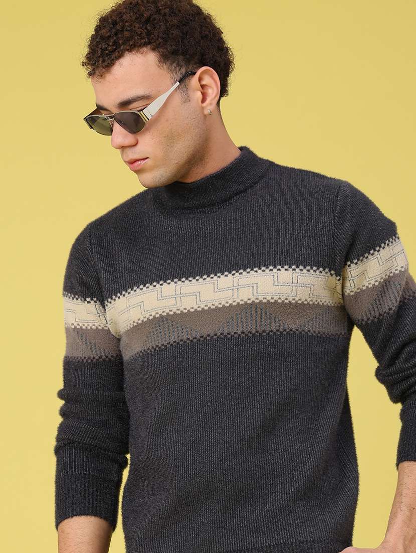 men self design long sleeve regular fit pullover 