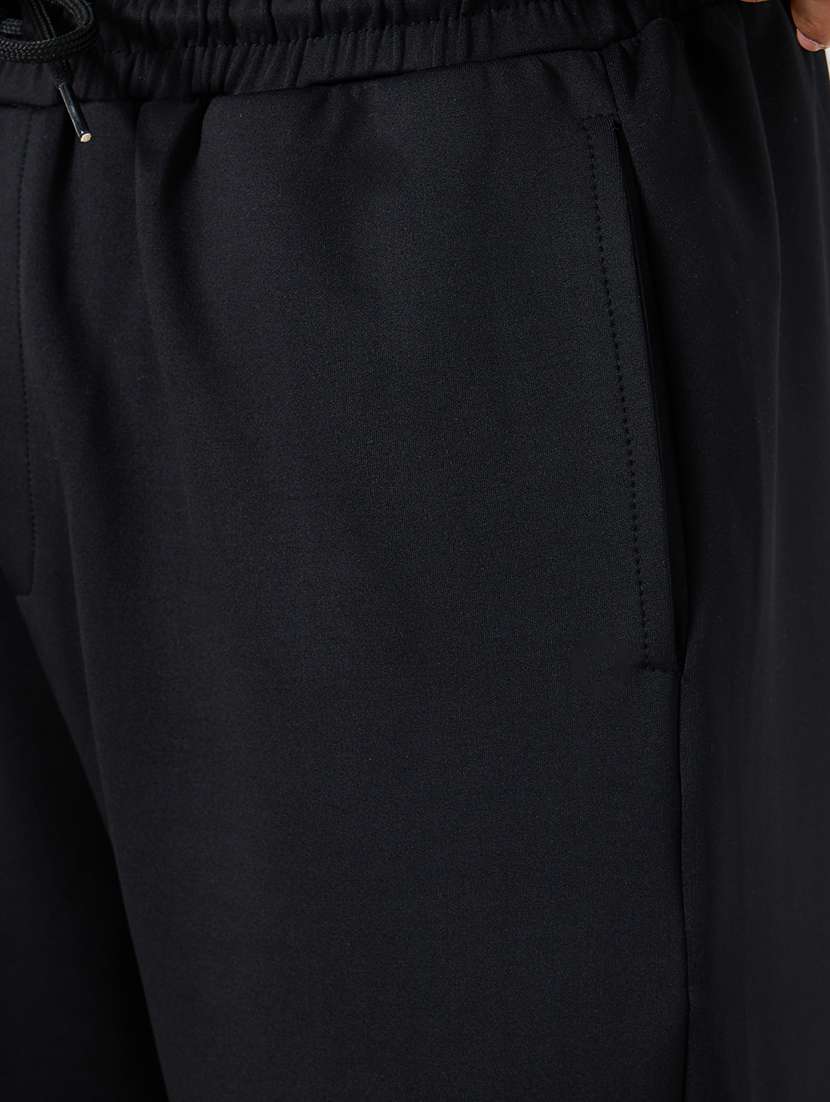 men solid mid rise relaxed fit track pant - 22287918 -  Standard Image - 3