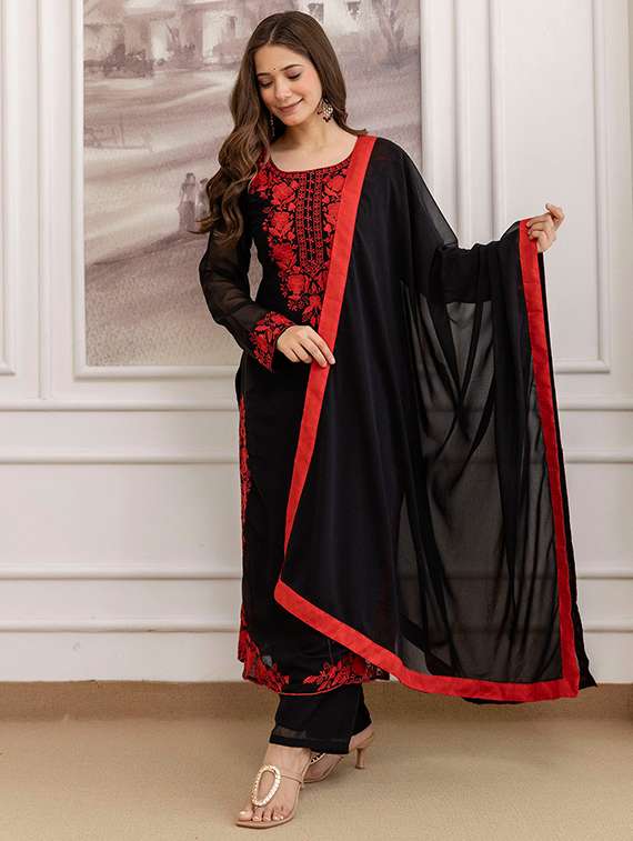 women solid with work long sleeve kurta pant with dupatta set