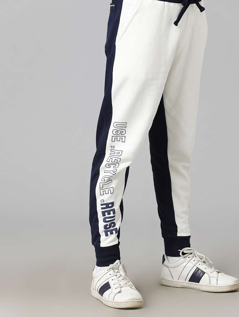 boys color blocked mid rise jogger