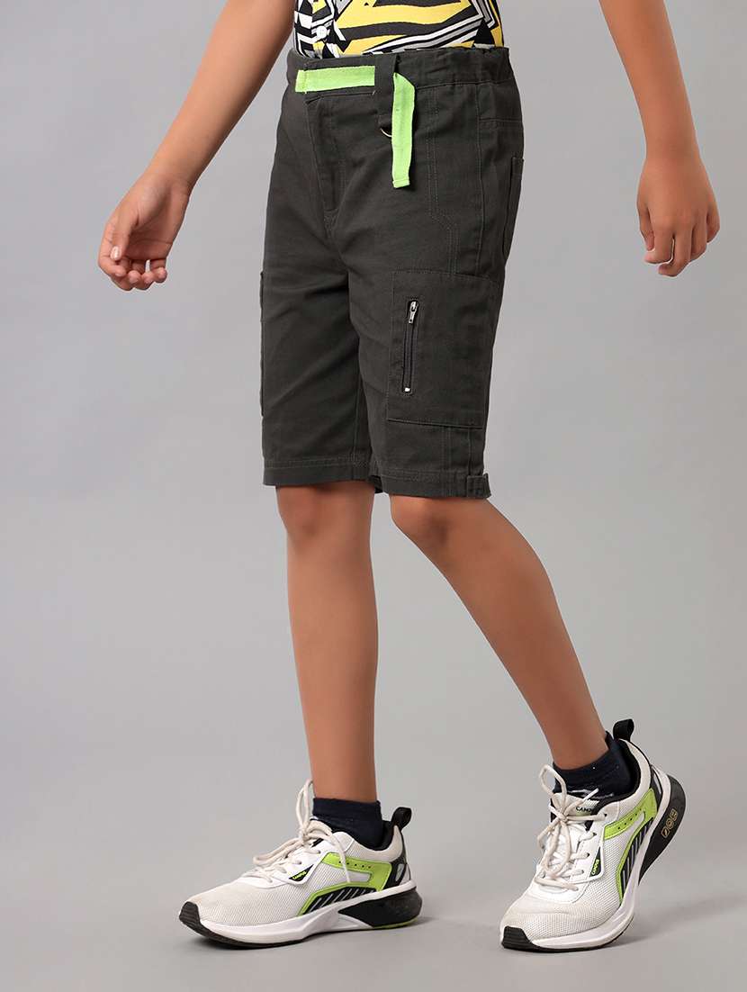 boys solid mid rise shorts