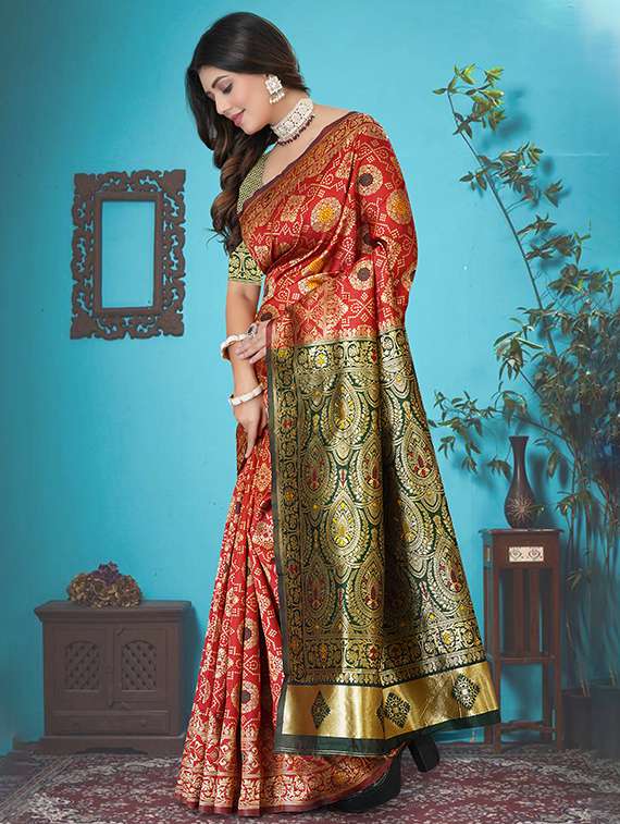 women self design banarasi saree with blouse
