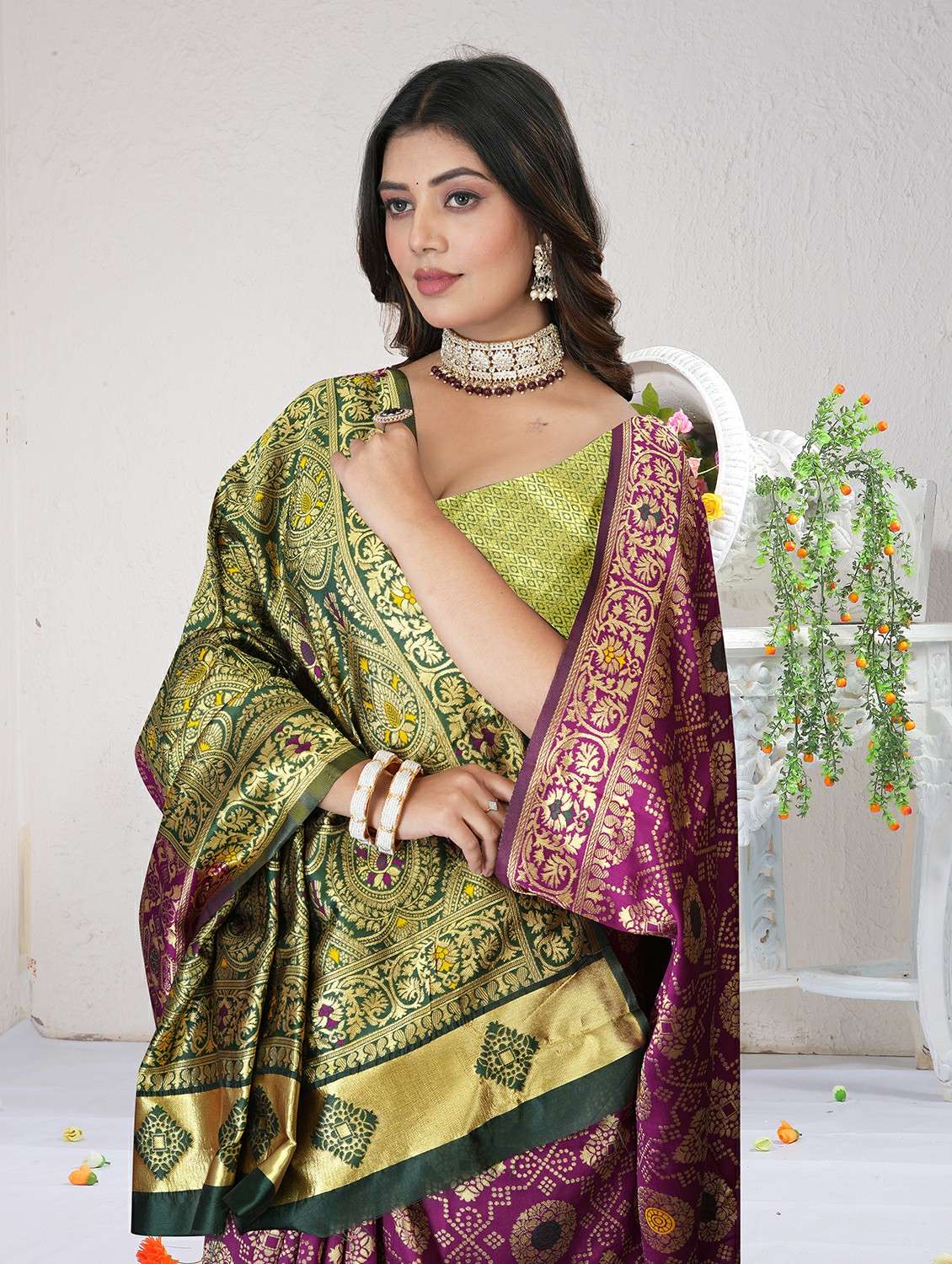 women self design banarasi saree with blouse - 22289204 -  Standard Image - 3