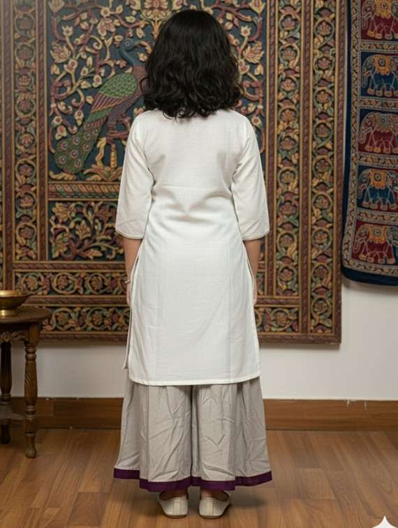 girls three quarter sleeve straight kurta - 22289333 -  Standard Image - 3