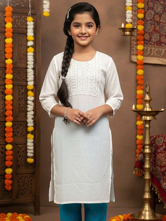 girls three quarter sleeve straight kurta