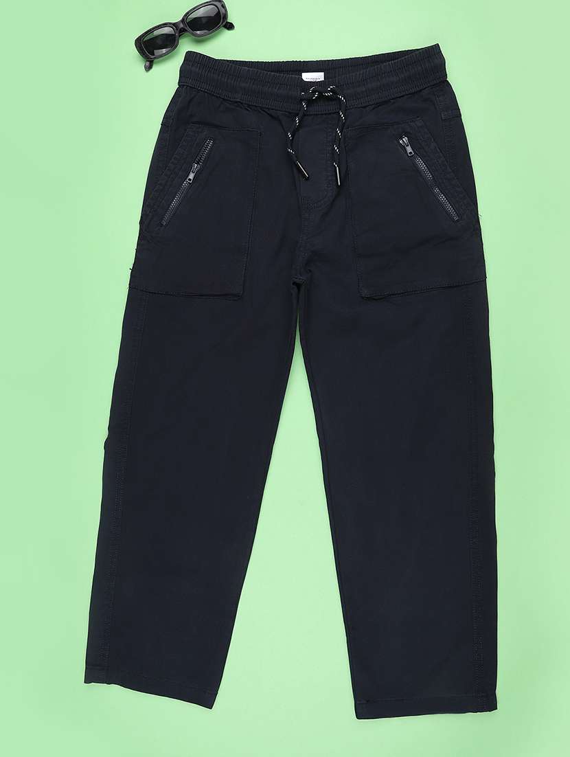 boys solid mid rise regular fit chinos