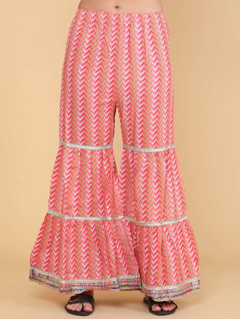 Women Printed Three Quarter Sleeve Kurta Sharara With Dupatta Set - 22290177 -  Standard Image - 5