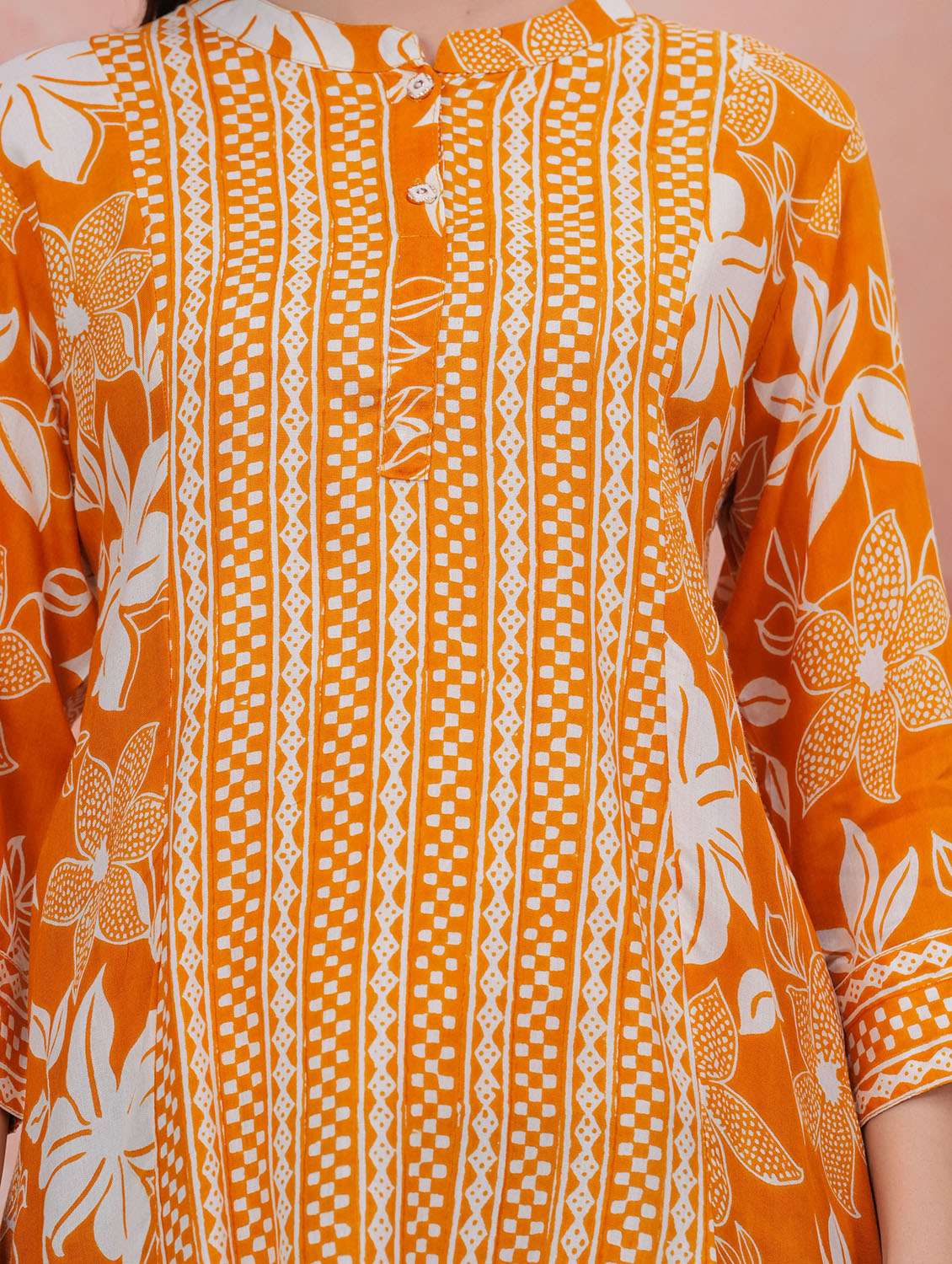 women printed three quarter slevee kurti - 22290440 -  Standard Image - 5