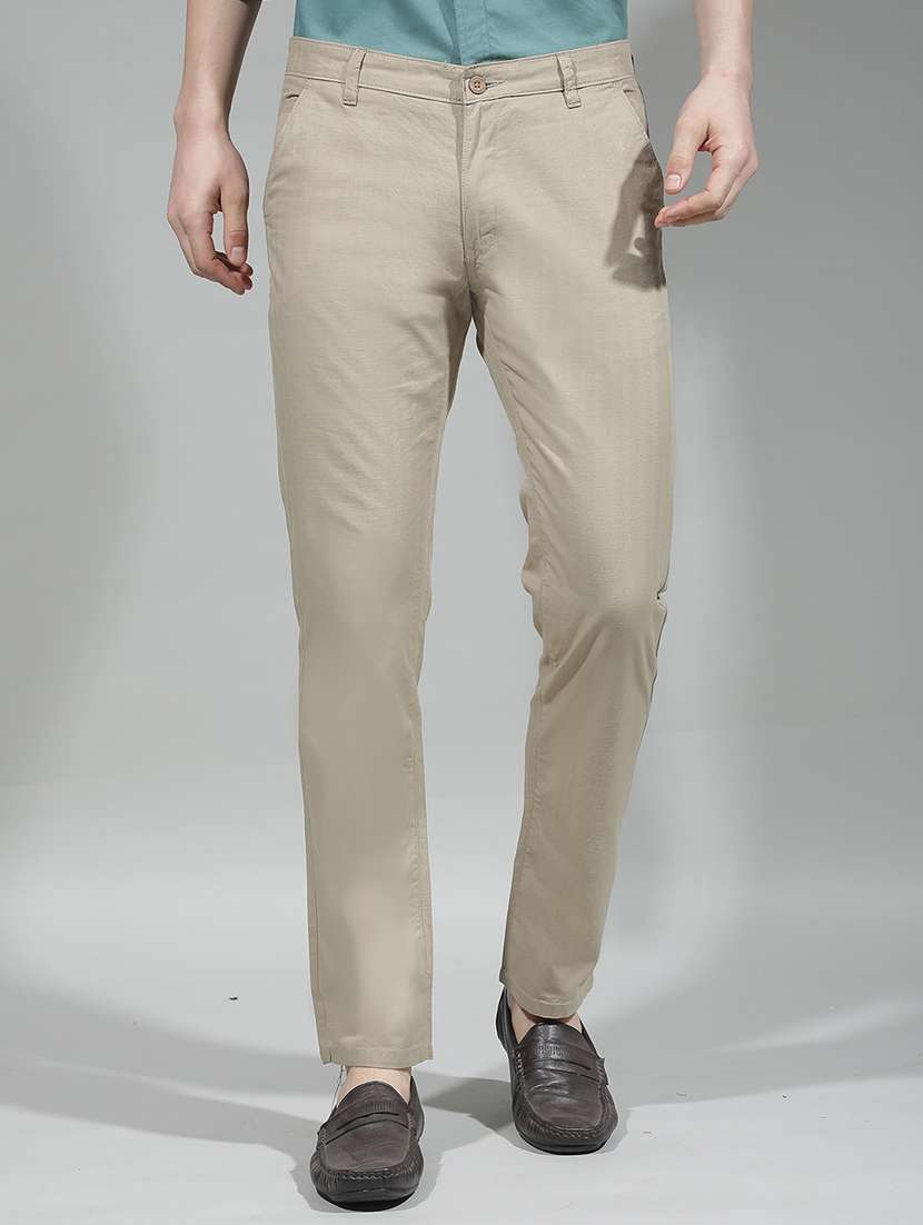 men solid mid rise chinos casual trouser