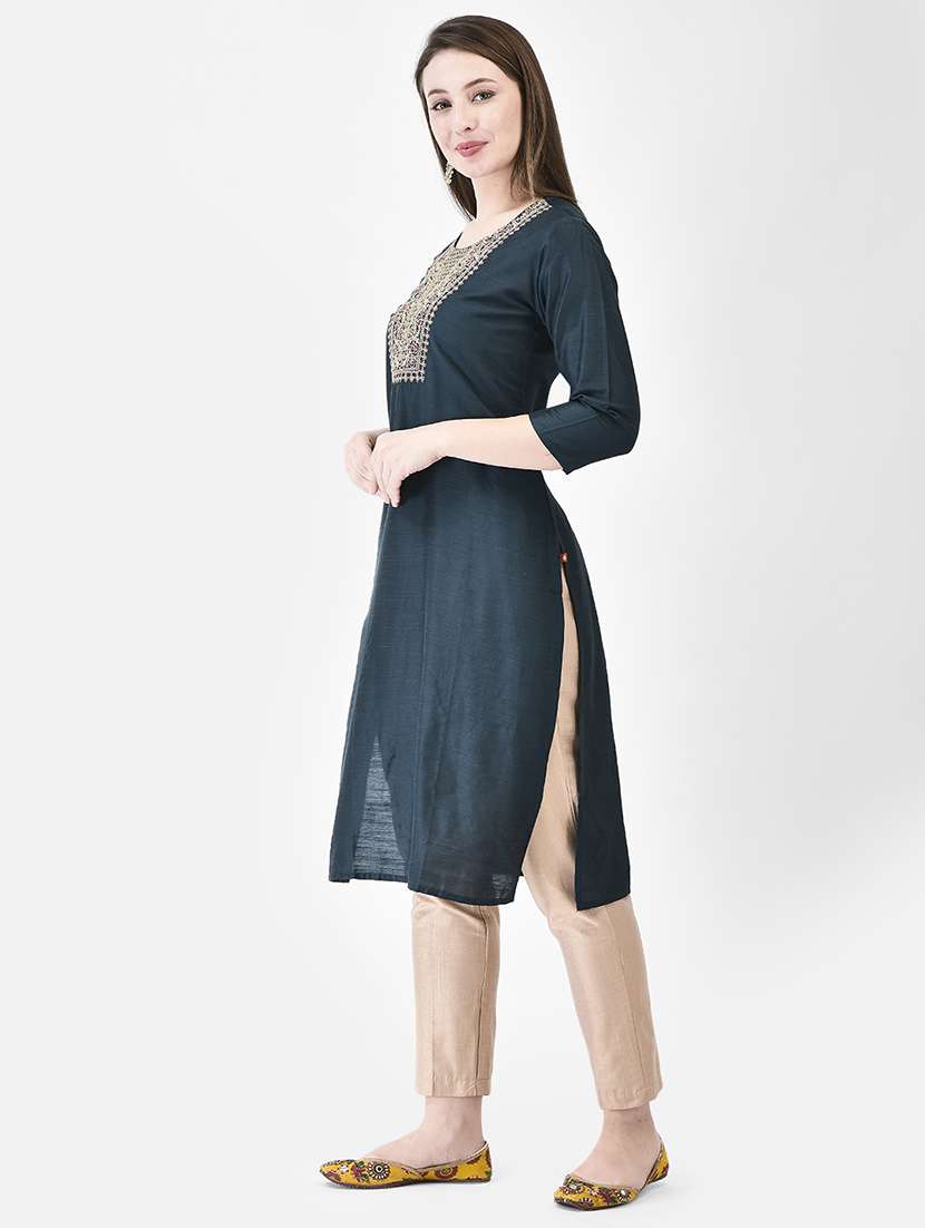 Women Solid With Work Three Quarter Sleeve Straight Kurta - 22290504 -  Standard Image - 3