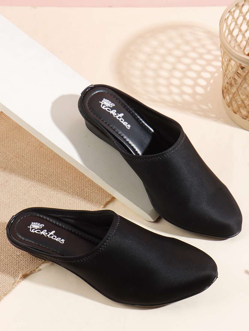 women solid slip on mules