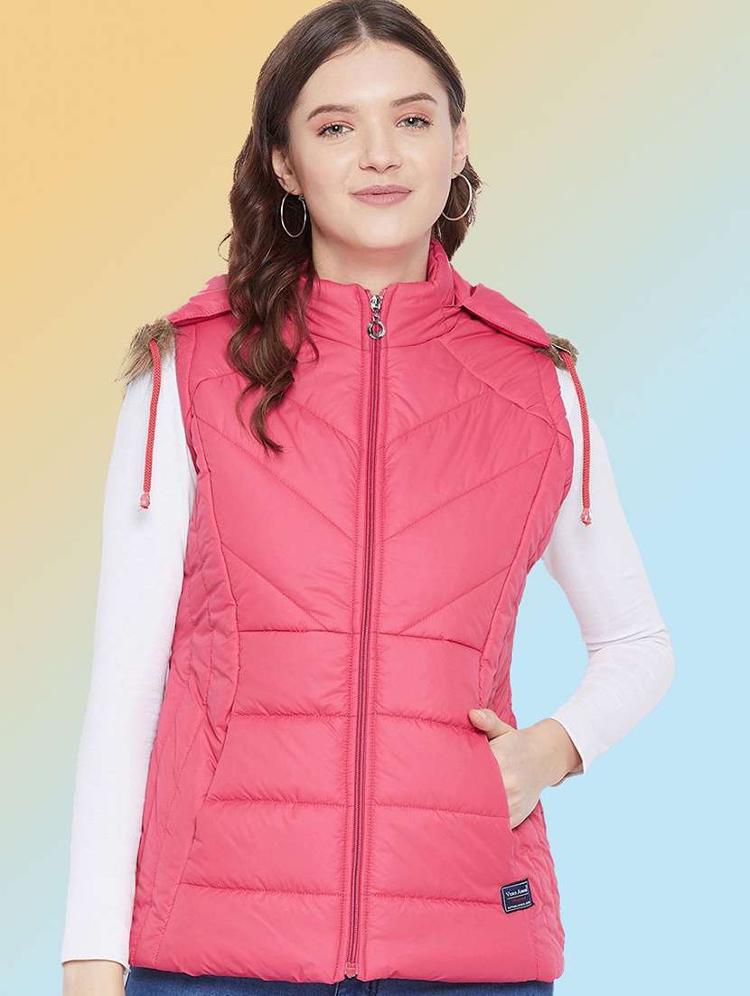 women solid sleeveless hooded quilted jacket