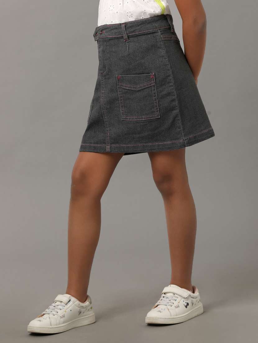girls solid mid rise denim skirt