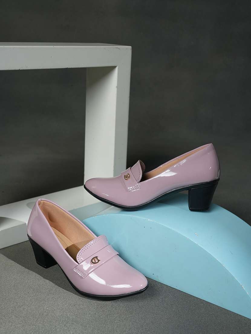 women solid slip on pump