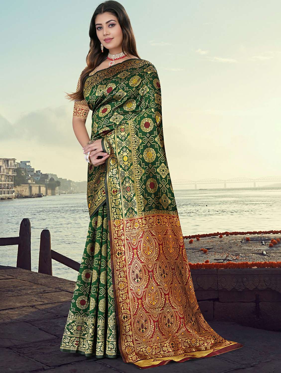 women self design banarasi saree with blouse