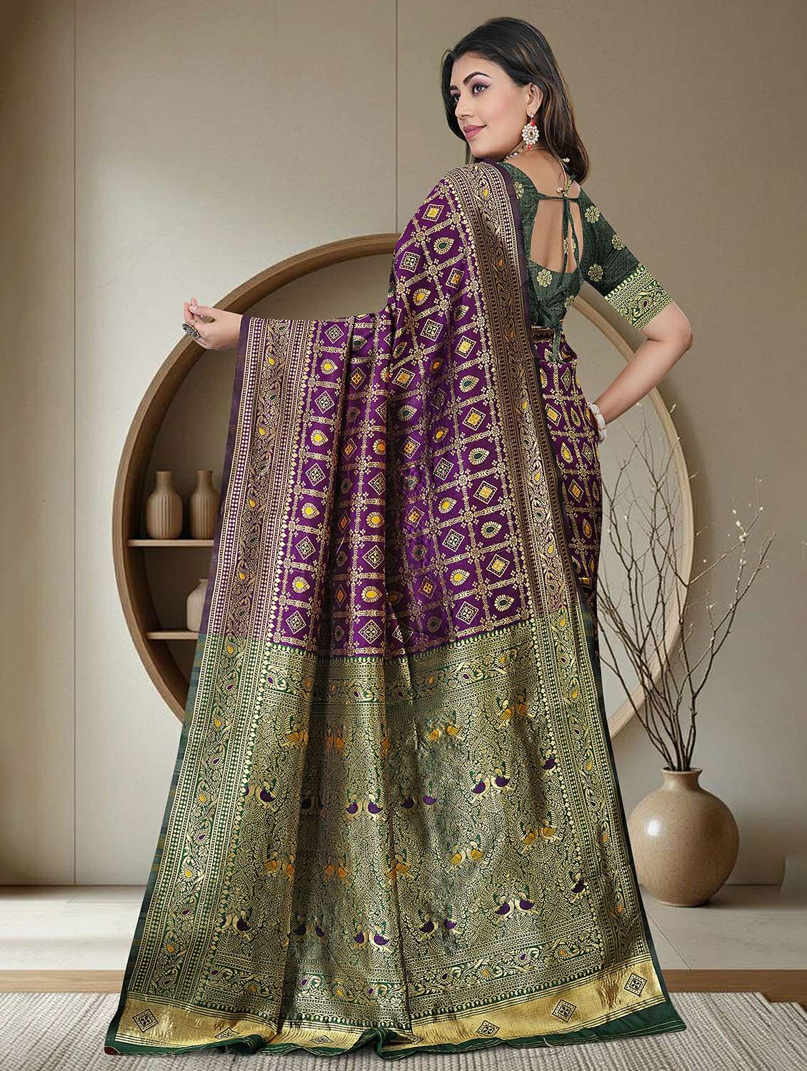 women self design banarasi saree with blouse - 22292566 -  Standard Image - 3