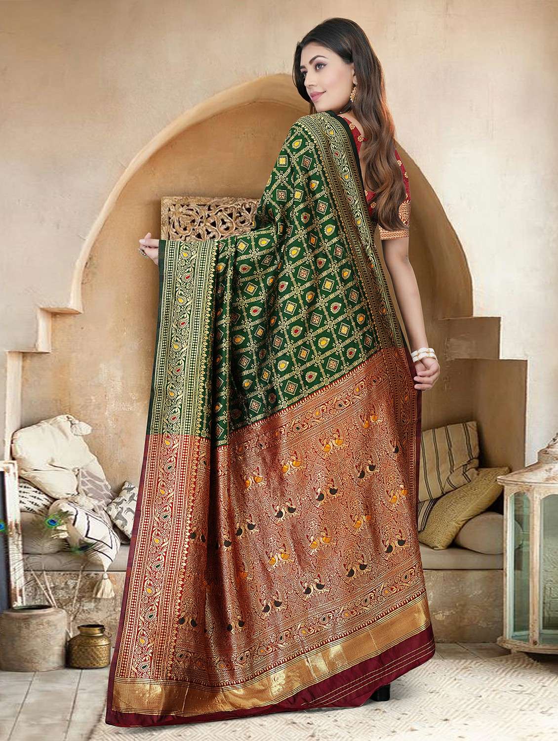 women self design banarasi saree with blouse - 22292567 -  Standard Image - 3