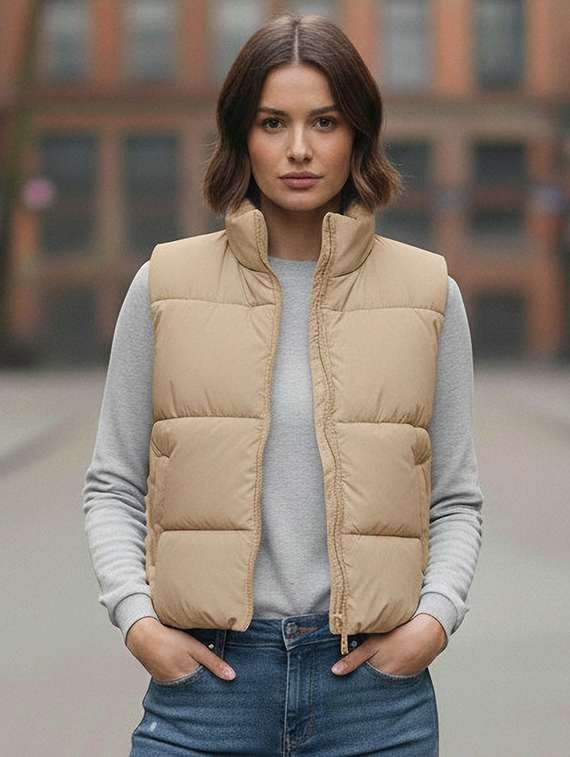 women solid stand collar sleeveless quilted jacket