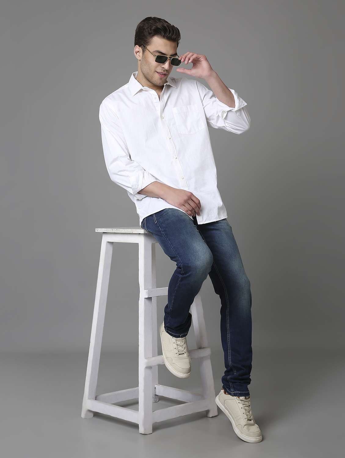 men washed mid rise full length jeans - 22292670 -  Standard Image - 3