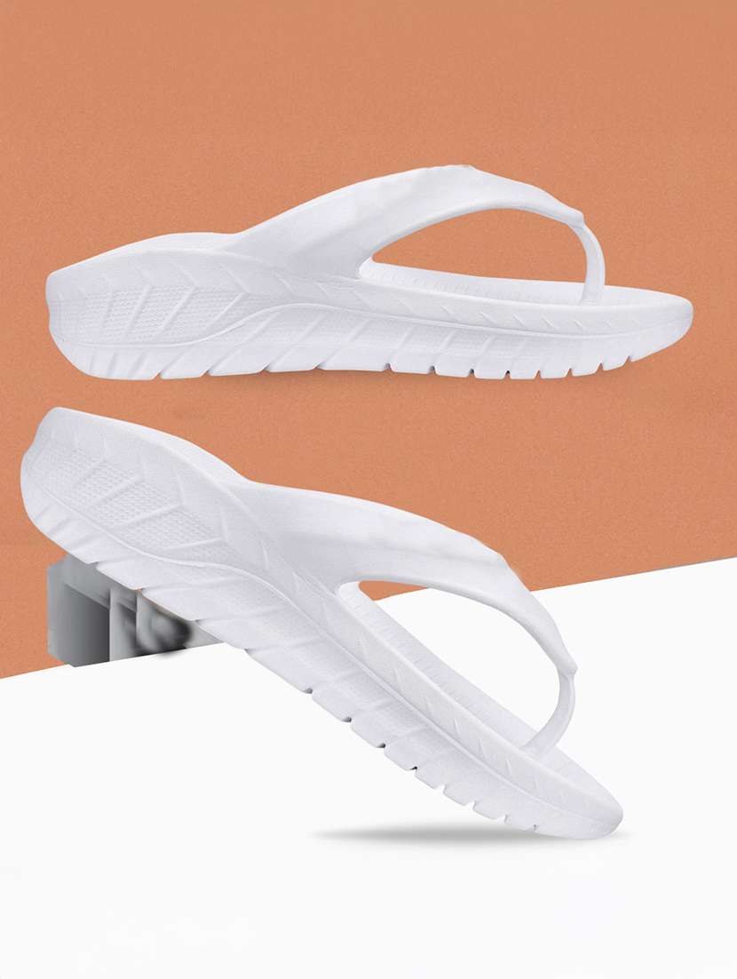 men solid toe seperator slipper