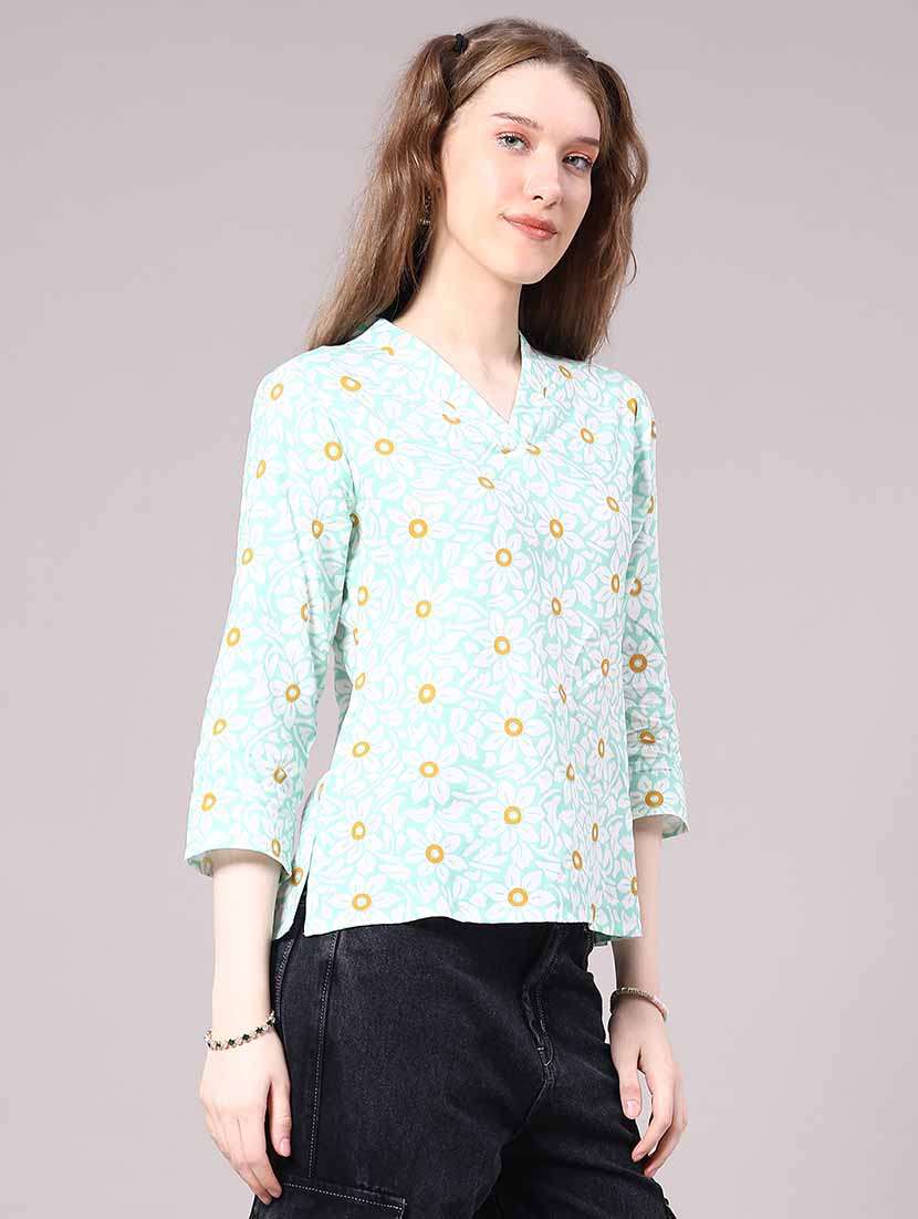 women green rayon straight kurti - 22293244 -  Standard Image - 3