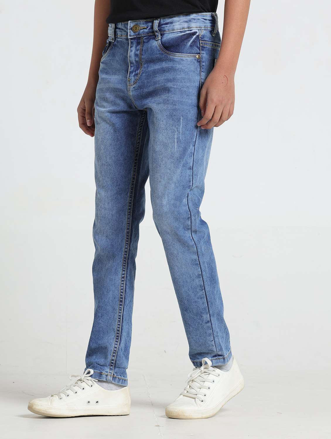 boys solid mid rise slim fit jean