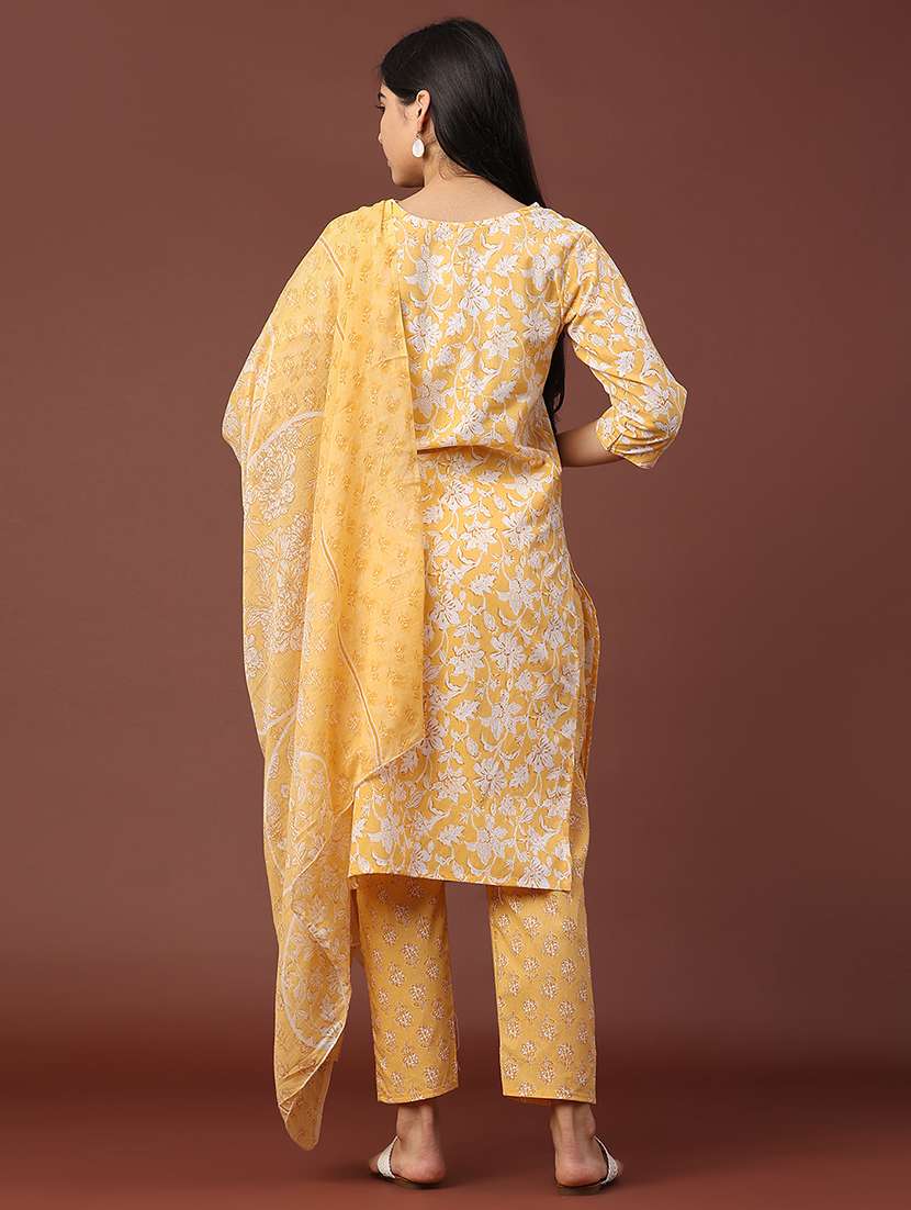 women printed three quarter sleeve kurta pant with dupatta set - 22294157 -  Standard Image - 3