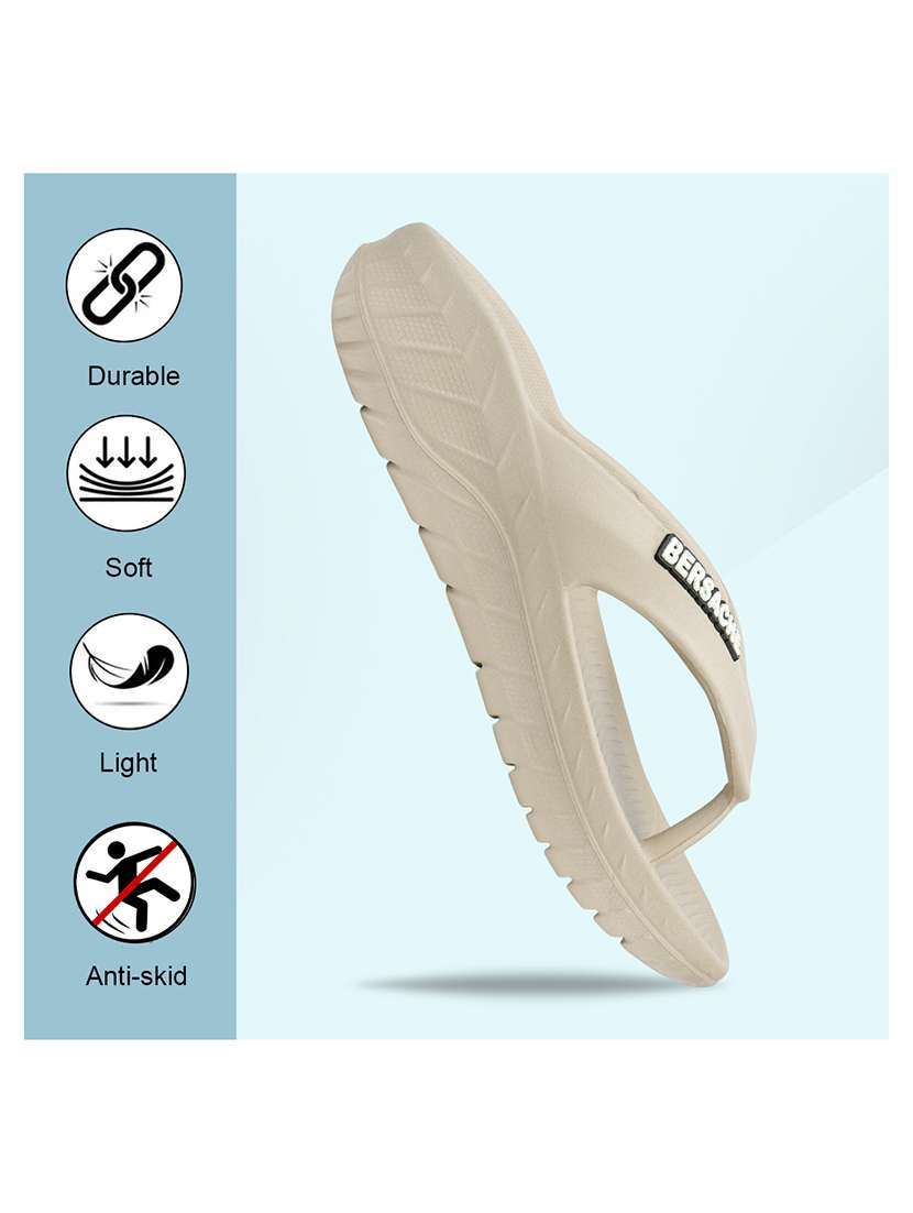 men solid toe seperator slipper - 22294280 -  Standard Image - 3