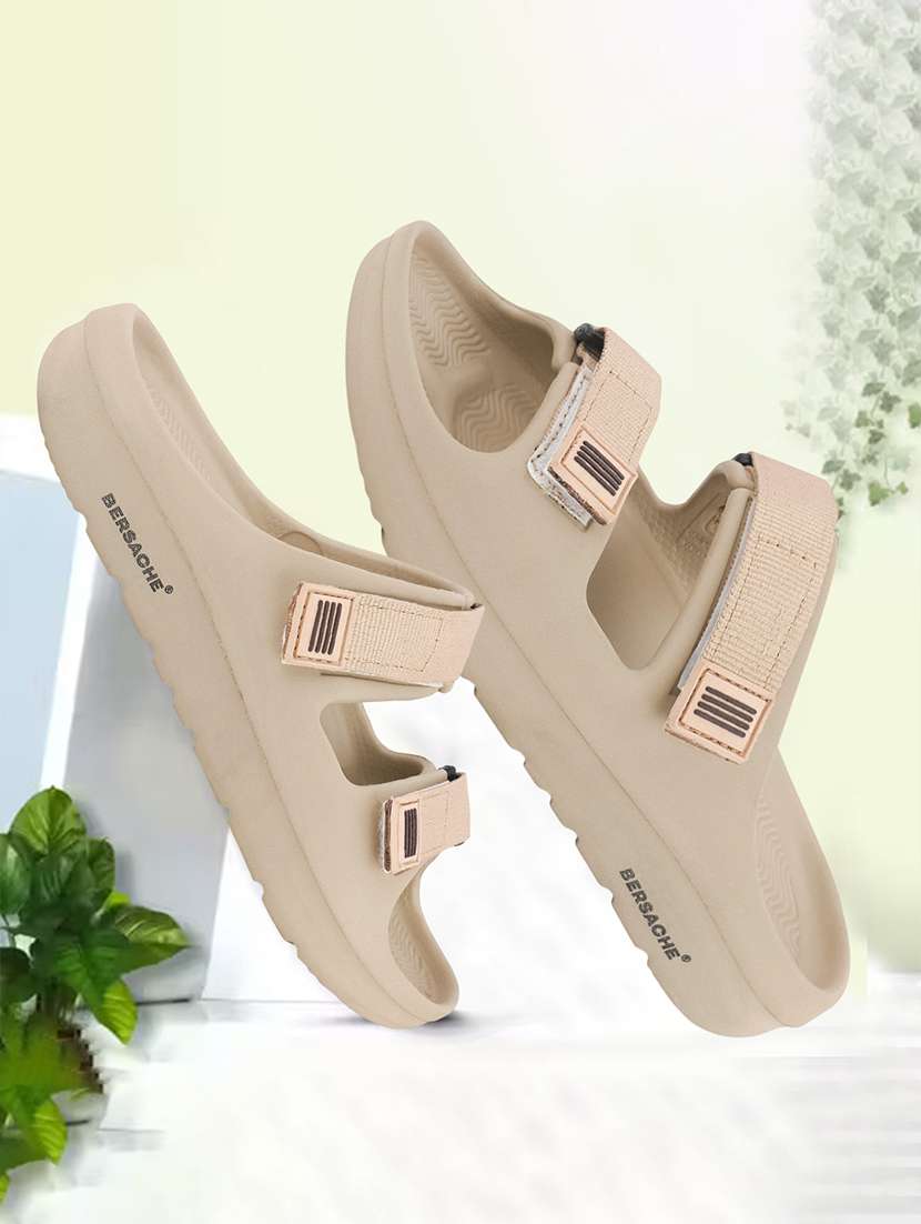 men solid slip on slider