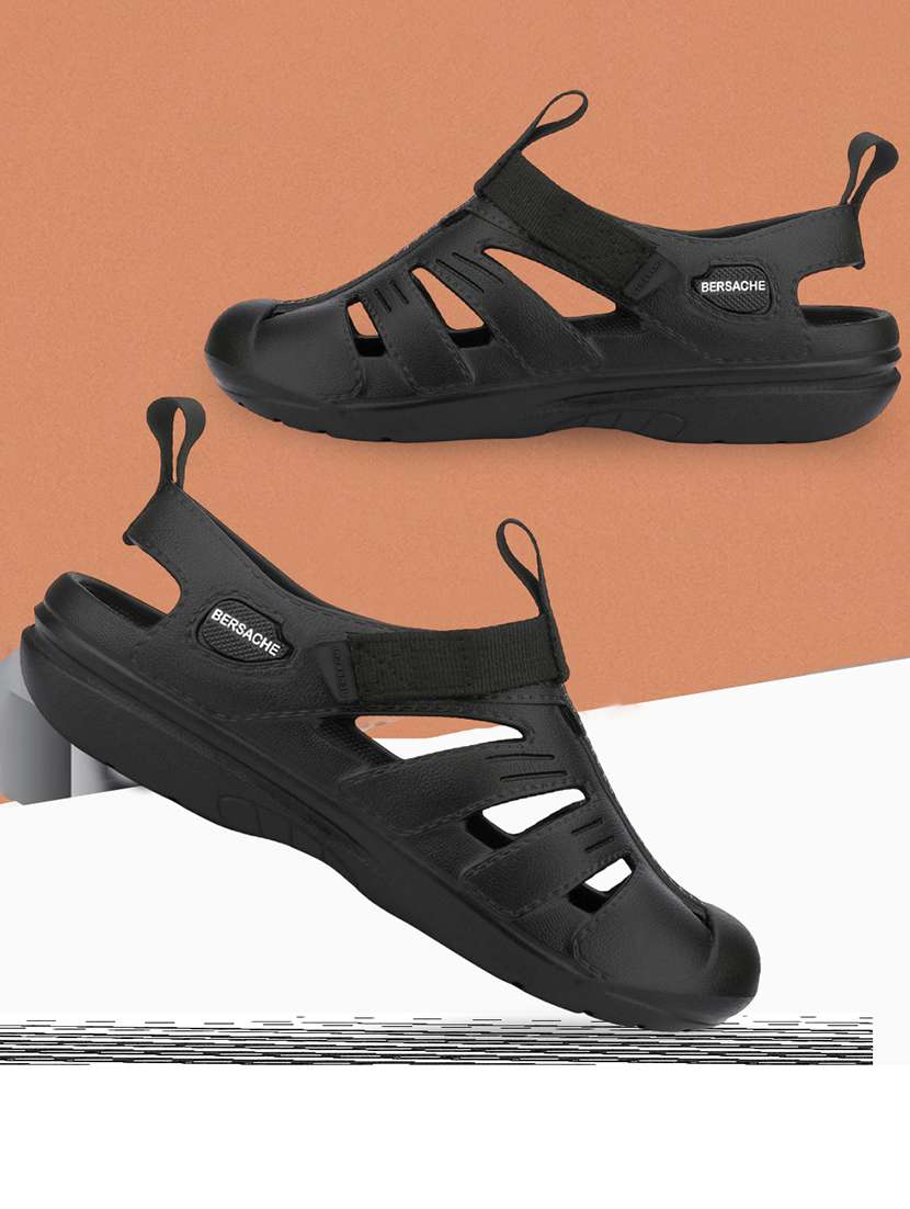 men solid slip on clog