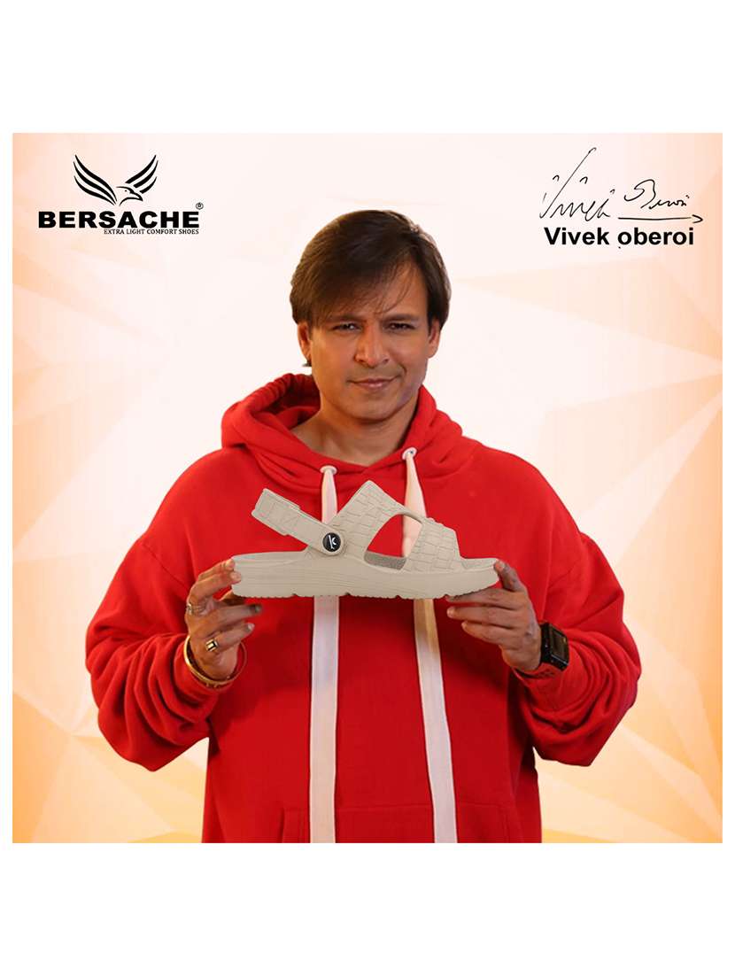 men textured slip on slider - 22294304 -  Standard Image - 5