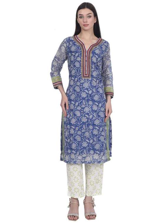 women floral printed three quarter sleeve straight kurta