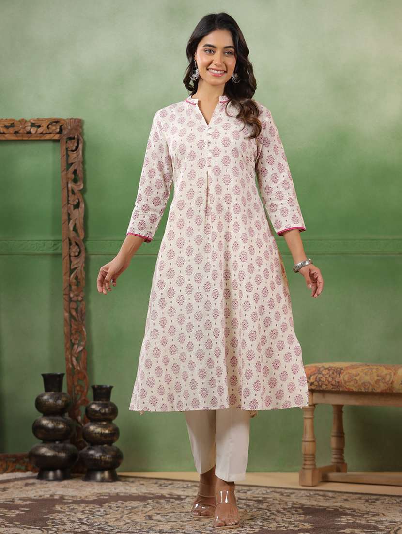 women printed three quarter sleeve kurta pant set