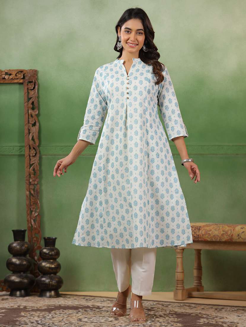 women floral three quarter sleeve kurta pant set