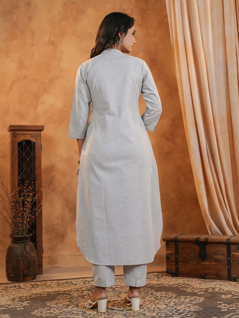 women printed three quarter sleeve kurta pant set - 22294992 -  Standard Image - 3