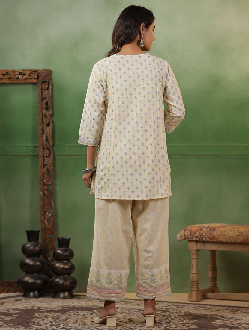 women printed three quarter sleeve ethnic co-ord set - 22295004 -  Standard Image - 3