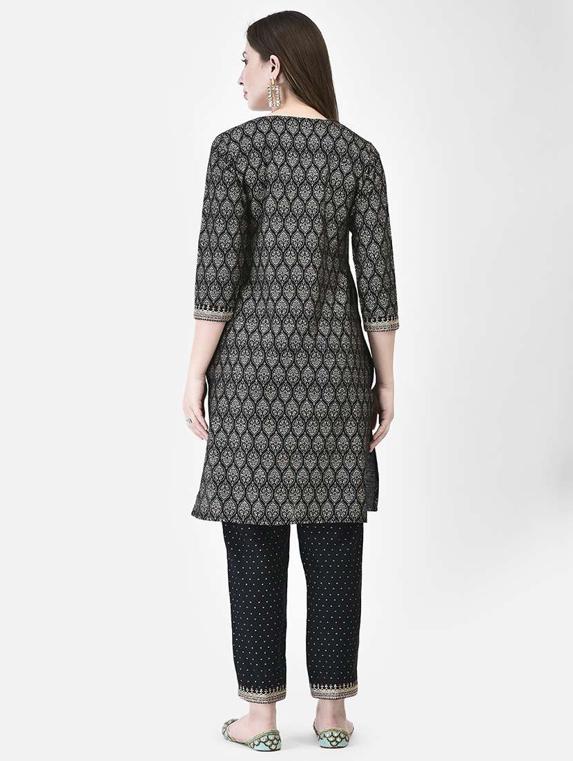 women printed three quarter sleeve kurta pant set - 22295007 -  Standard Image - 3