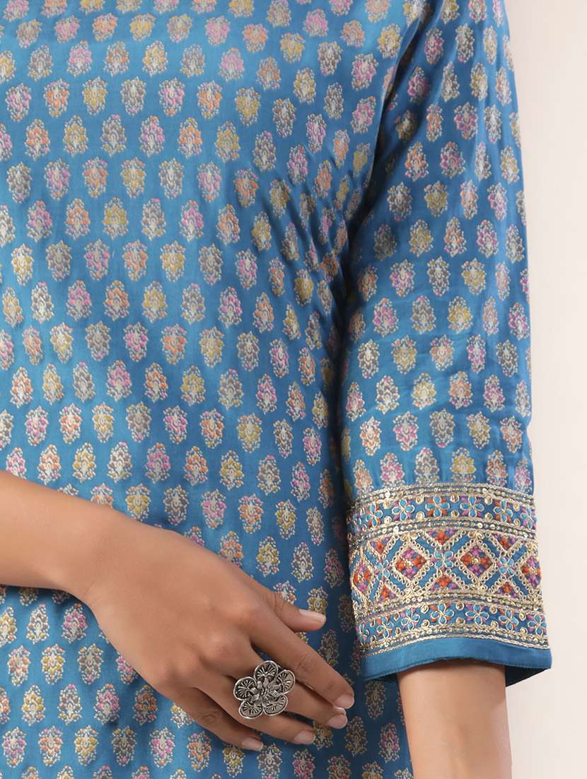 Women Printed Three Quarter Sleeve Kurta Pant Set - 22295008 -  Standard Image - 8