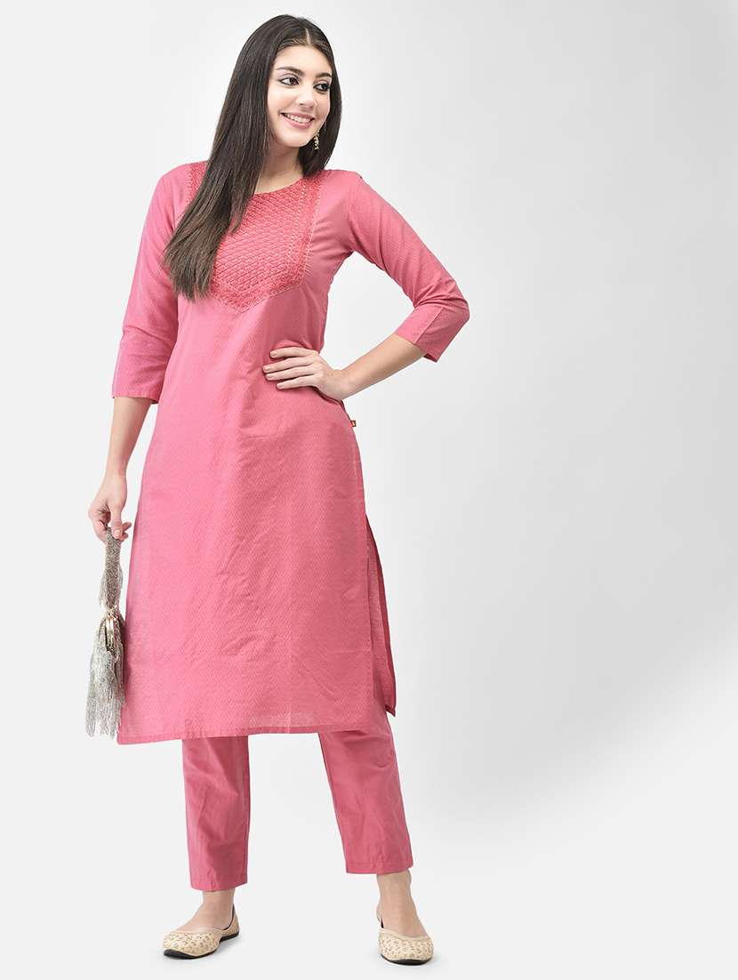 women printed three quarter sleeve kurta pant set