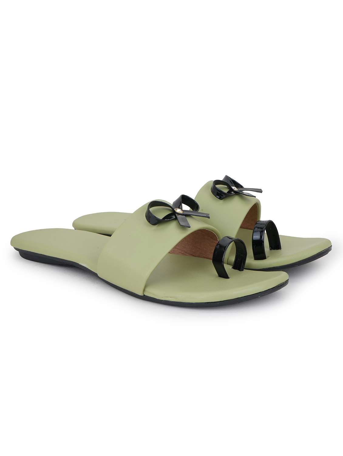 women solid slip on flat sandal