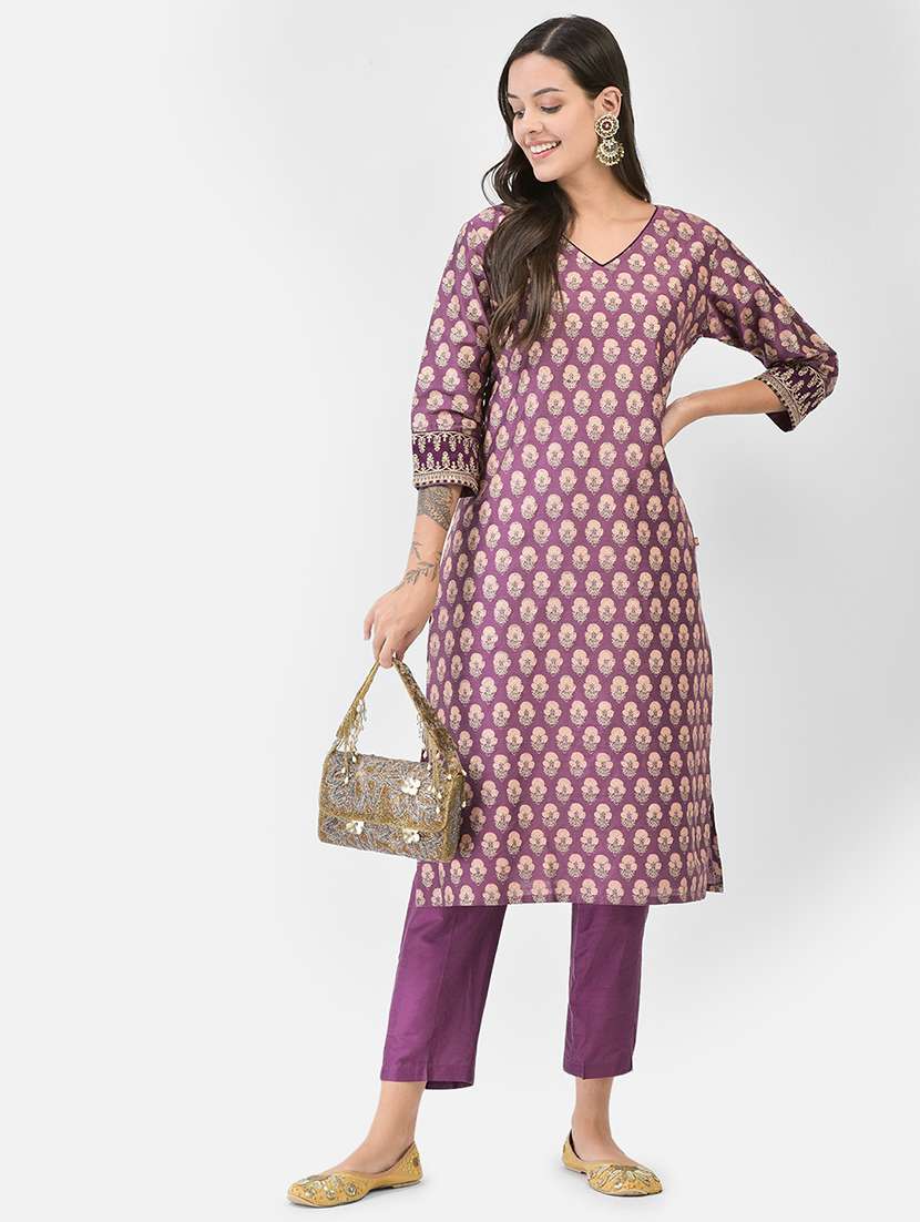 women floral printed three quarter sleeve straight kurta