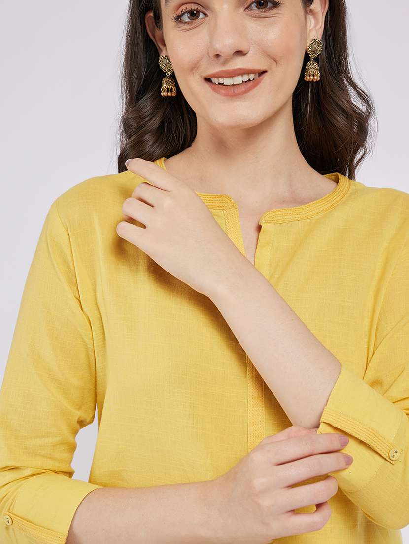 women solid three quarter sleeve straight kurta - 22295094 -  Standard Image - 3